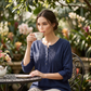 Blouse pour femme à manches longues, col Henley et détails plissés