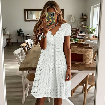 Robe à œillets pour femme, col en V festonné